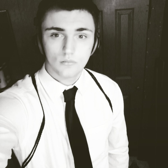 Meet your Posher, James - Picture 1 of 1